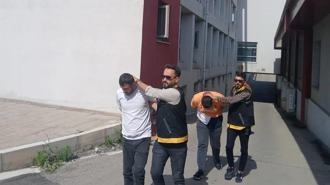 Adana'da kahreden olay! Ağabeyi kavga etti, kardeşi öldürüldü 