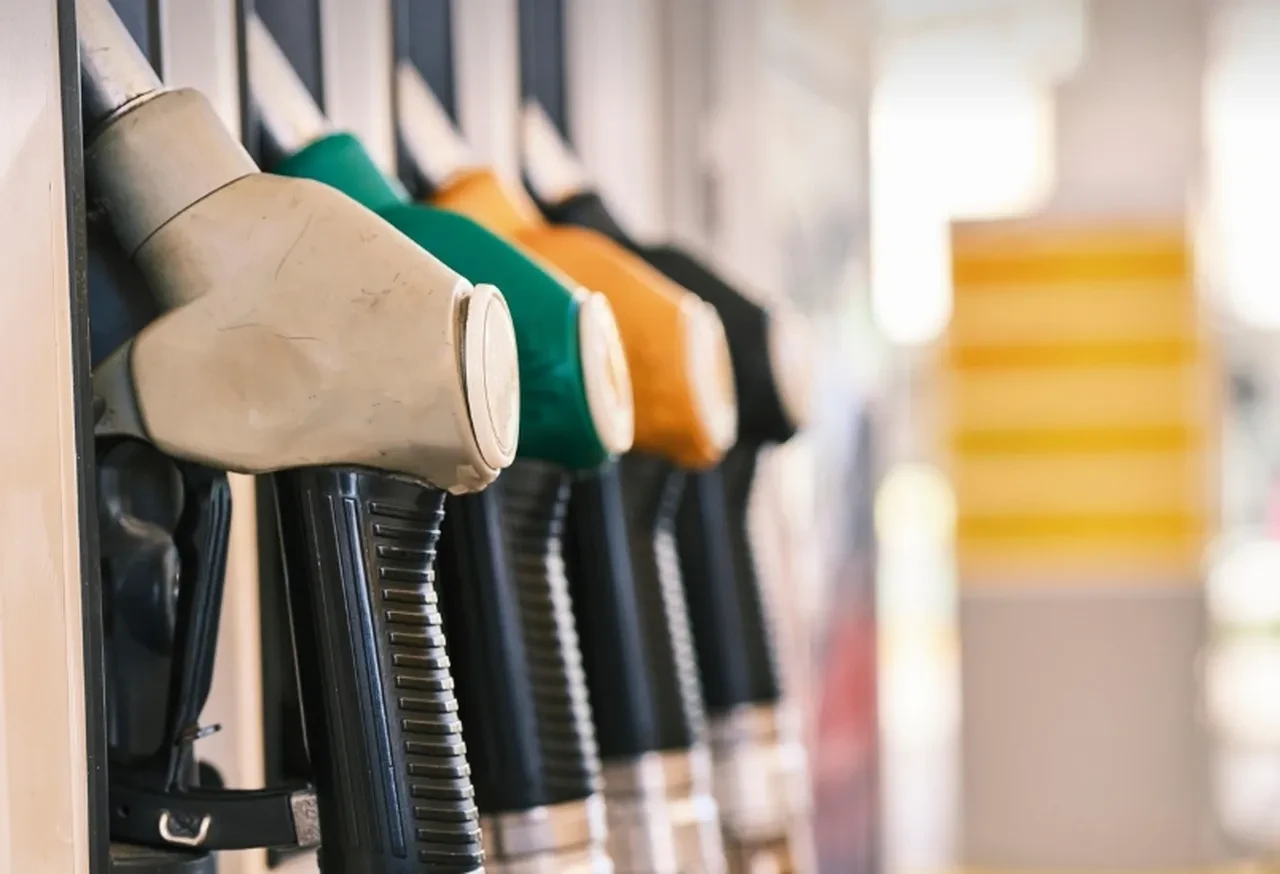 Akaryakıta zam var mı?