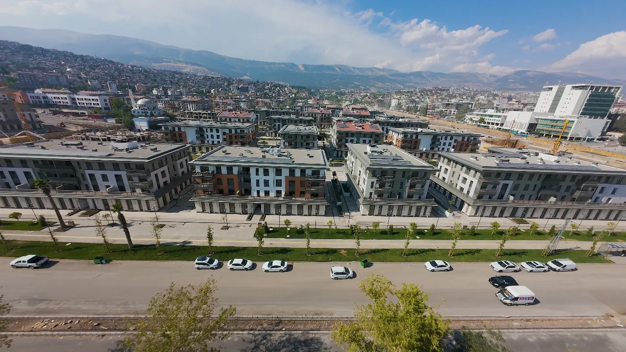 Bakan Kurum duyurdu! Yıl sonunda Kahramanmaraş'ta 75 bin konut ve iş yerini teslim edeceğiz