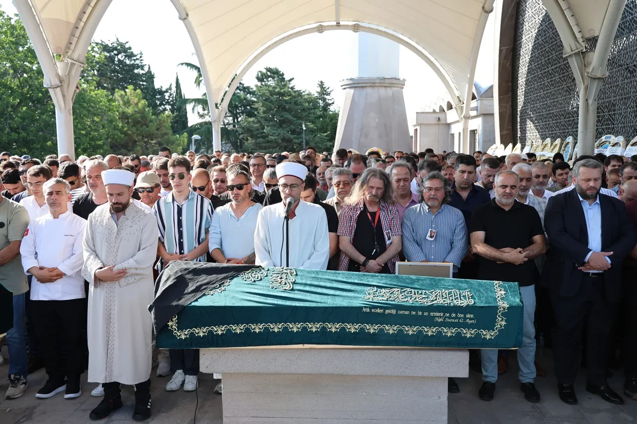 Barış Manço'nun kız kardeşi İnci Manço'ya son veda