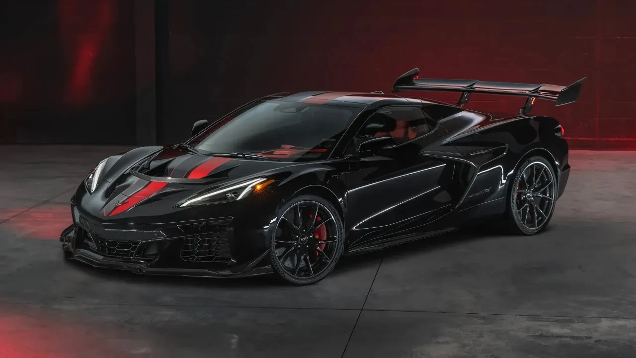 Chevrolet Corvette ZR1X 1.250 beygirlik hibrit canavar tanıtıldı