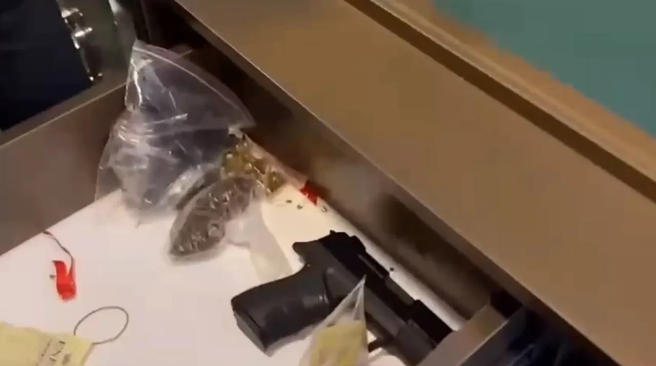 Piyasaya süreceklerdi! Onlarca sahte altın ele geçirildi