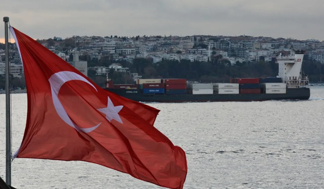 Türk gemileri için alarm durumu! Bakan Uraloğlu Hürmüz önlemini duyurdu