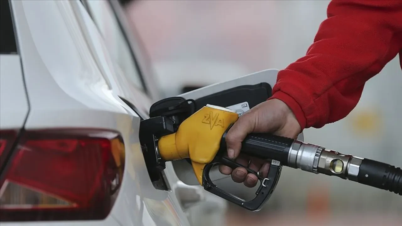 Akaryakıta çifte zam! 19 Haziran 2025 benzin, motorin, LPG ne kadar oldu?