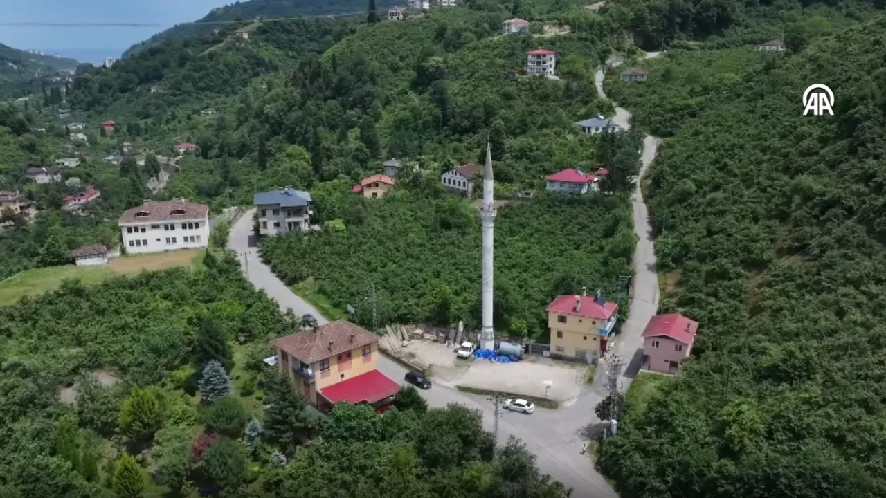 Bu minarenin camisi yok! Gören şaşkınlığını gizleyemiyor 