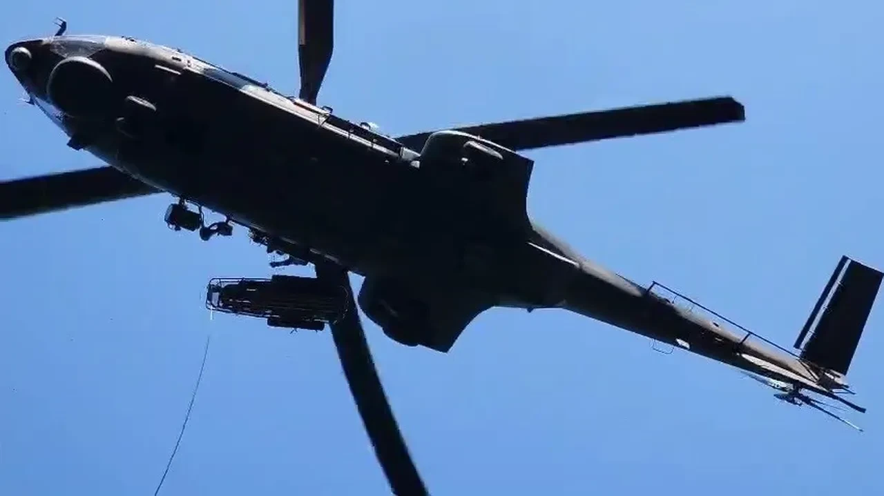 Doğa gezisi faciaya dönüyordu: Protezi çıktı mahsur kaldı