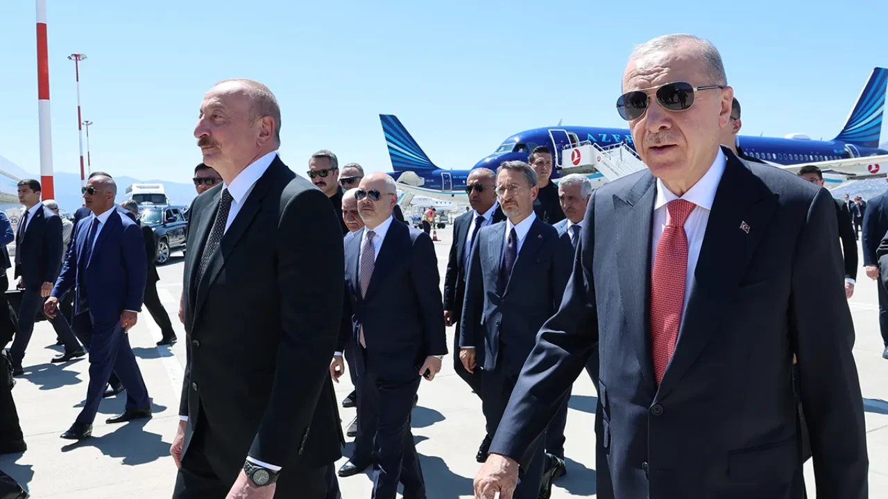  Her zaman Türkiye'nin yanındayız