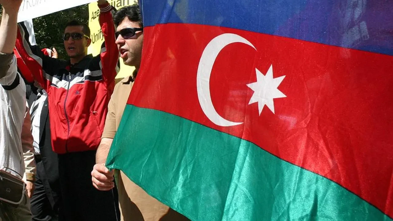 İran’da ne kadar Türk var? Nüfusun yüzde 20-25'ini oluşturuyor