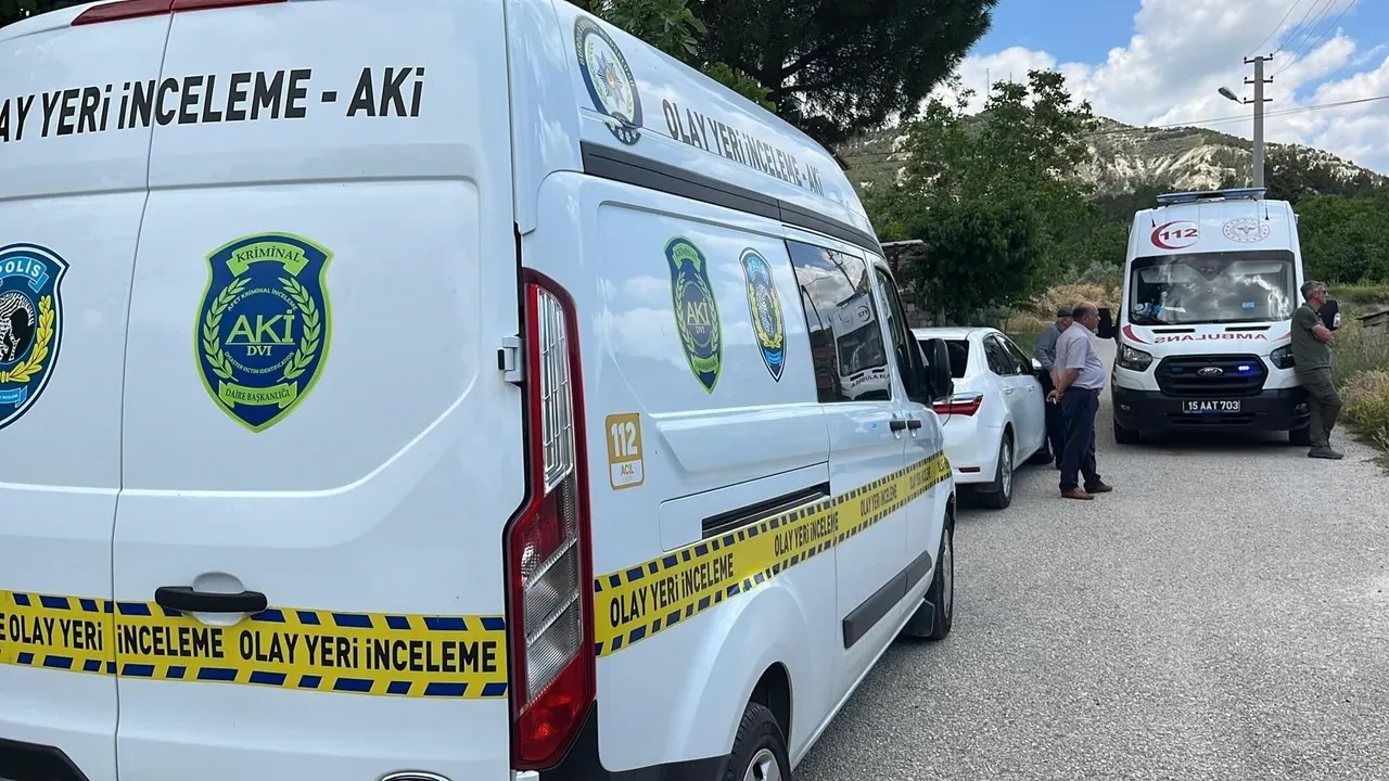 Burdur'da 4 gündür haber alınamayan adam evinde ölü bulundu