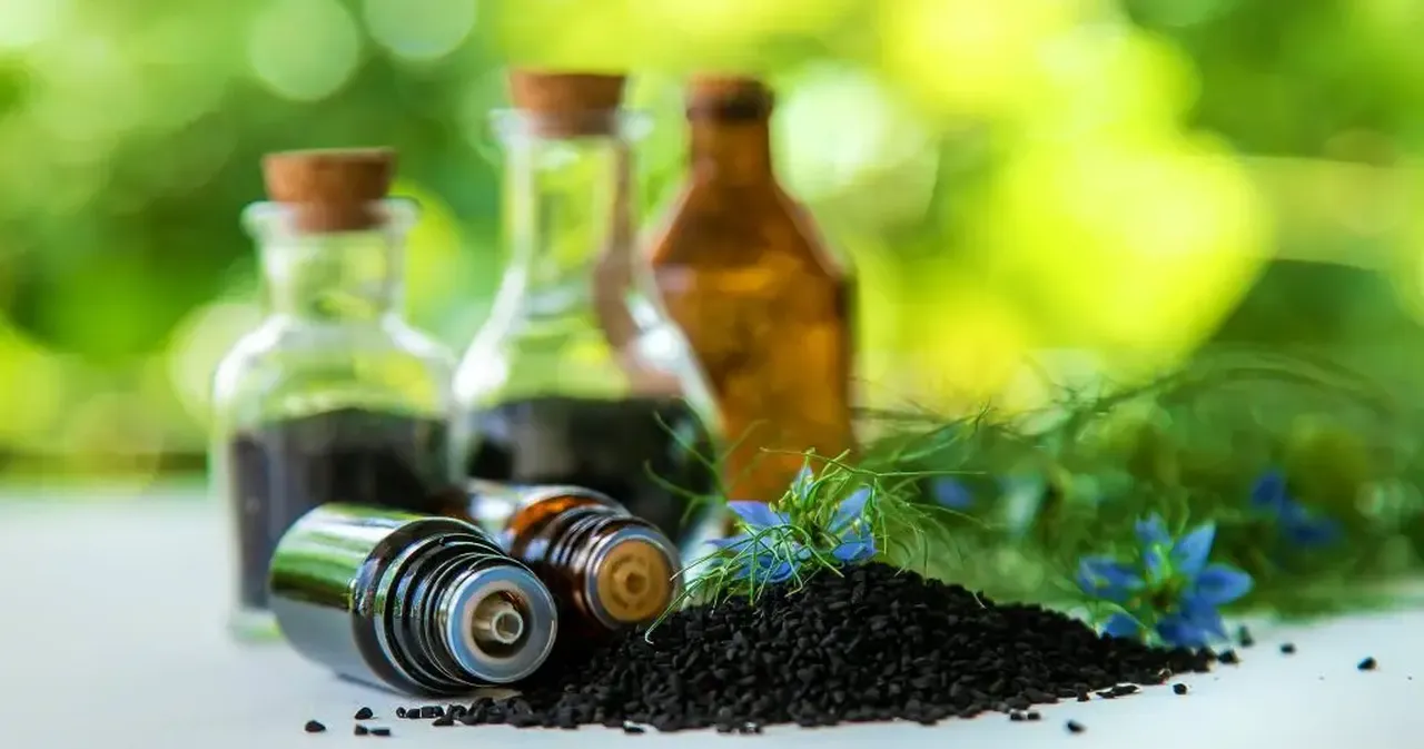 Çörek Otu Yağı Nasıl Kullanılır? Çörek Otu Yağı İçilir mi, Sürülür mü?