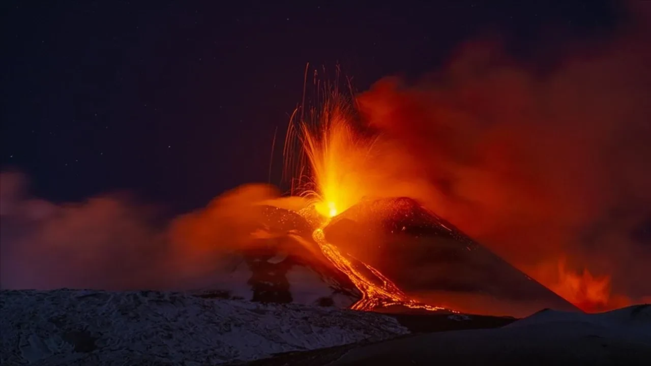 Etna Yanardağı nerede, hangi ülkede? Patlarsa Türkiye’ye etkisi dolaylı olabilir