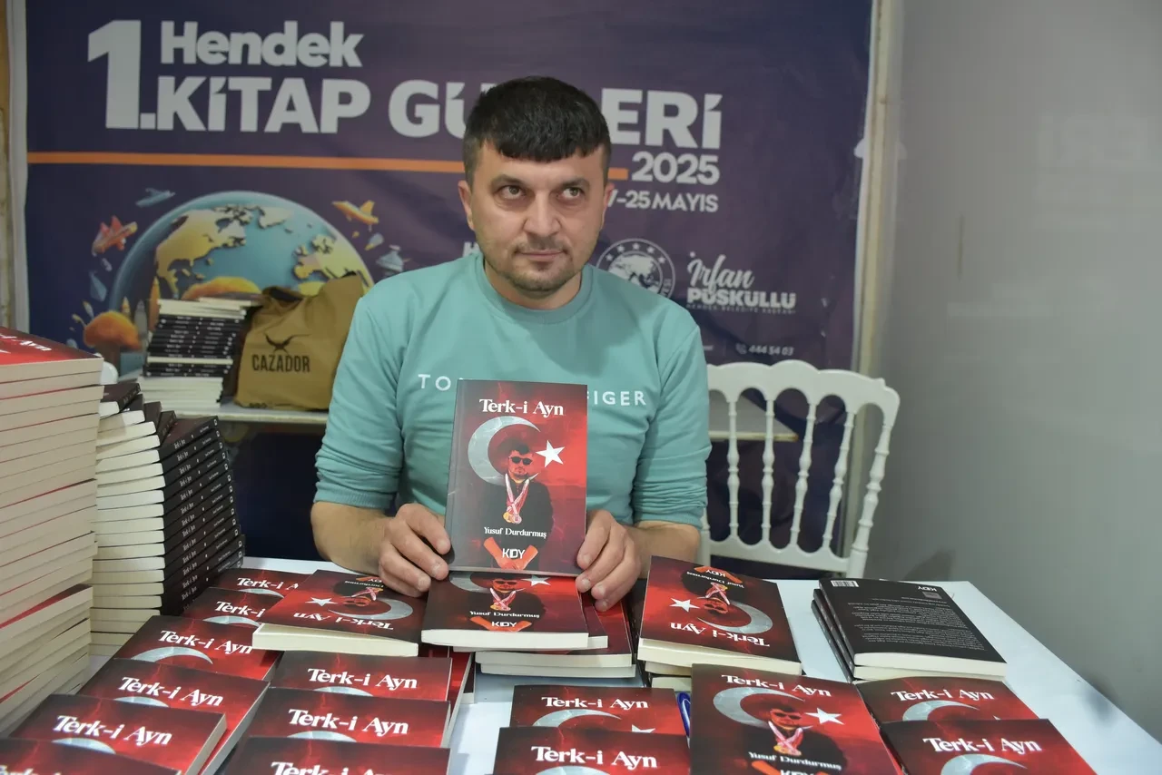 Görmeden engelleri aştı, birikimlerini kitap haline getirdi