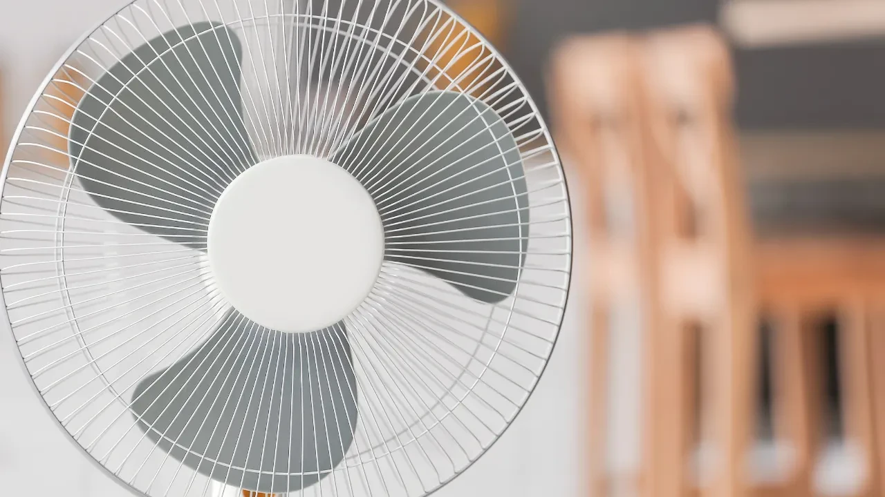Havalar ısındı vantilatörler ortaya çıktı! Bu saatlerde sakın kullanmayın astımı tetikliyor