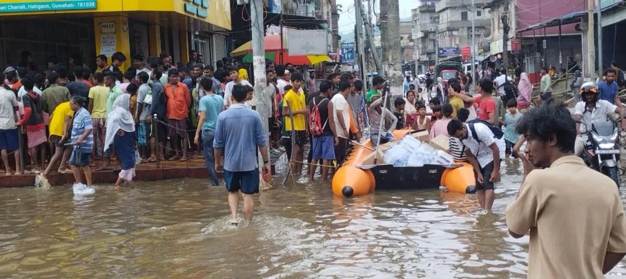 Hindistan'da sel ve heyelan felaketi: Onlarca kişi hayatını kaybetti