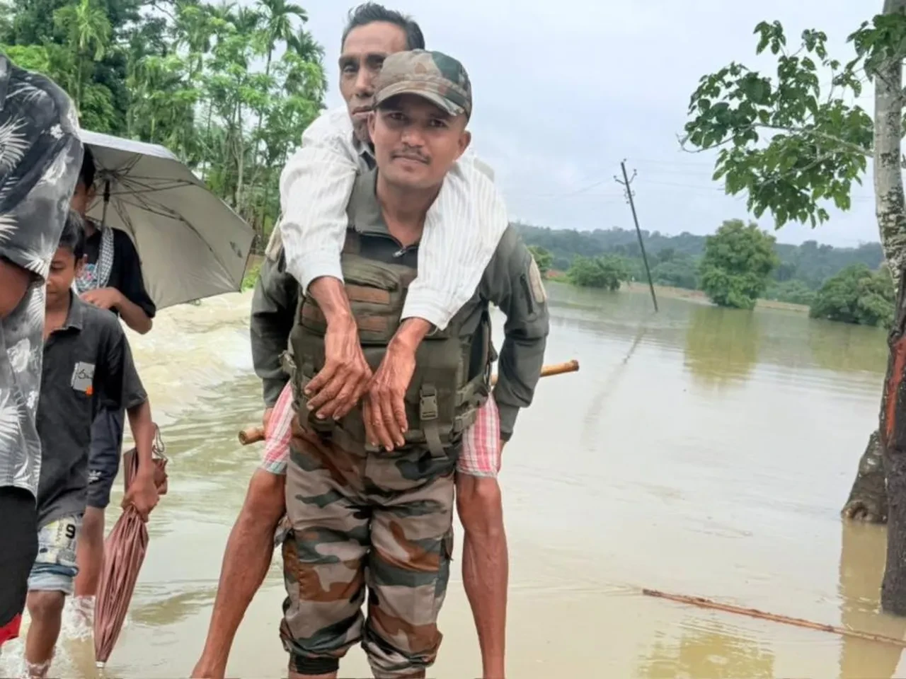 Hindistan'da sel ve heyelan felaketi: Onlarca kişi hayatını kaybetti