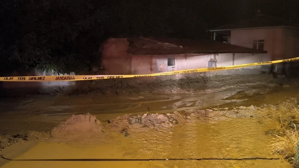 Kırşehir’de Toklümen Köyü'nü sel vurdu!