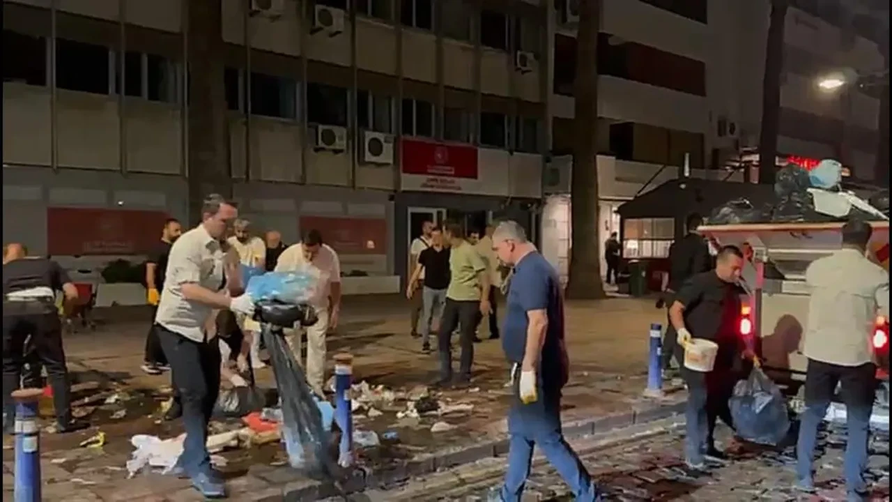 İzmir nasıl çöplüğe döndü? İşte Cemil Tugay'a çöp toplatan olayın perde arkası: AK Partili başkandan çok konuşulacak sözler