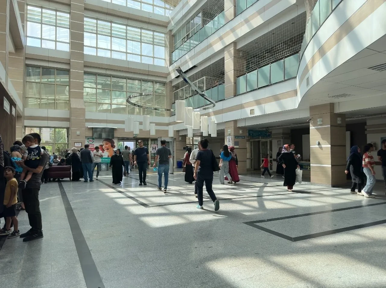 Kalp krizi ölümleri 20 yaşlarına kadar düştü! Uzman isim risk faktörlerini azaltma yöntemlerini anlattı