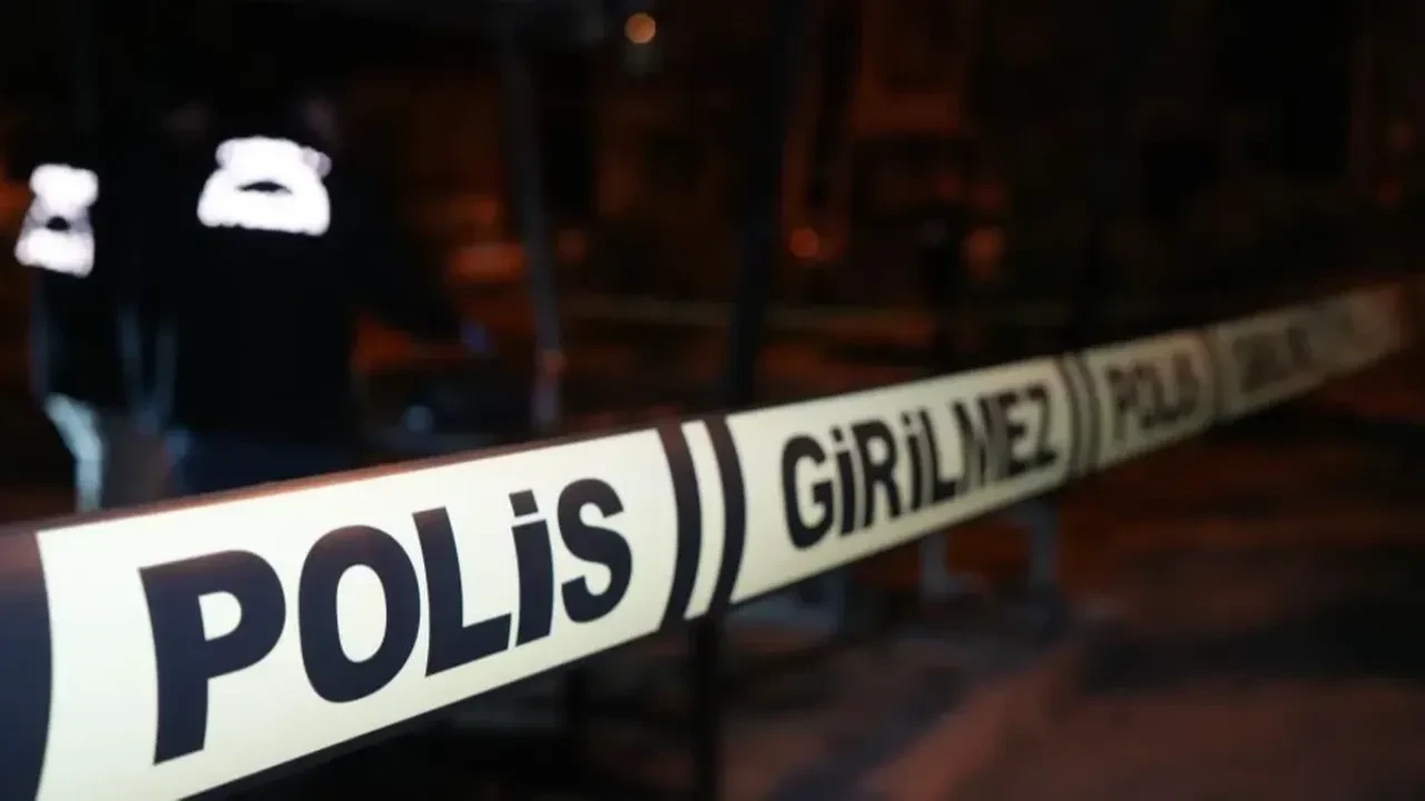 Kırıkkale’de akrabasını satırla öldüren zanlı tutuklandı!