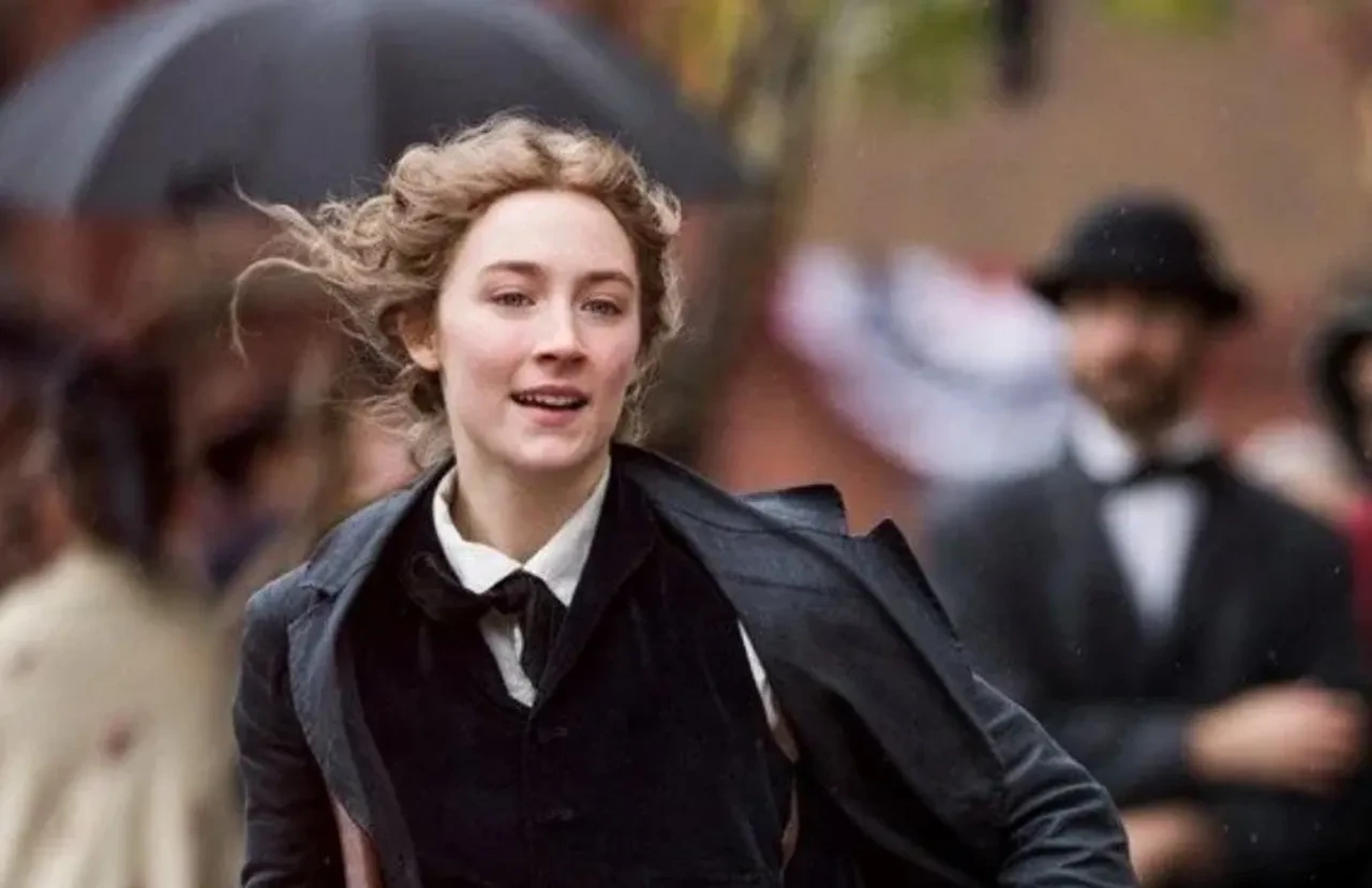 Küçük Kadınlar dizisinin yıldızı Saoirse Ronan anne oluyor