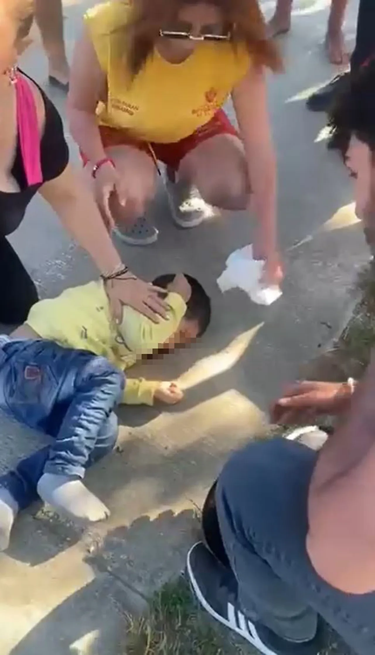 Motosiklet için yasak olan yola girdi, 3,5 yaşındaki çocuğa çarptı