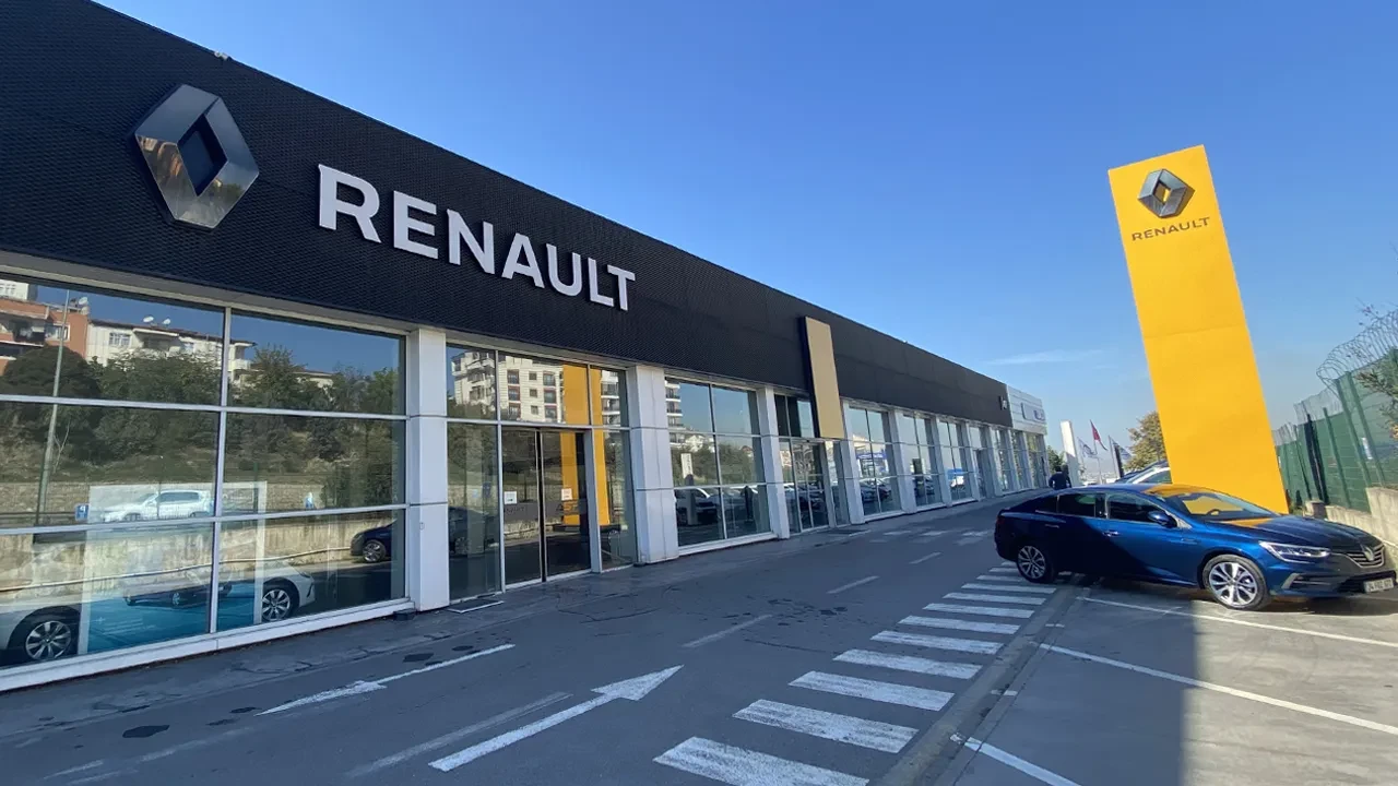 Renault'dan indirim ve düşük faizli kredi kampanyası! Megane Sedan, Clio, Duster ve Austral modelleri için geçerli