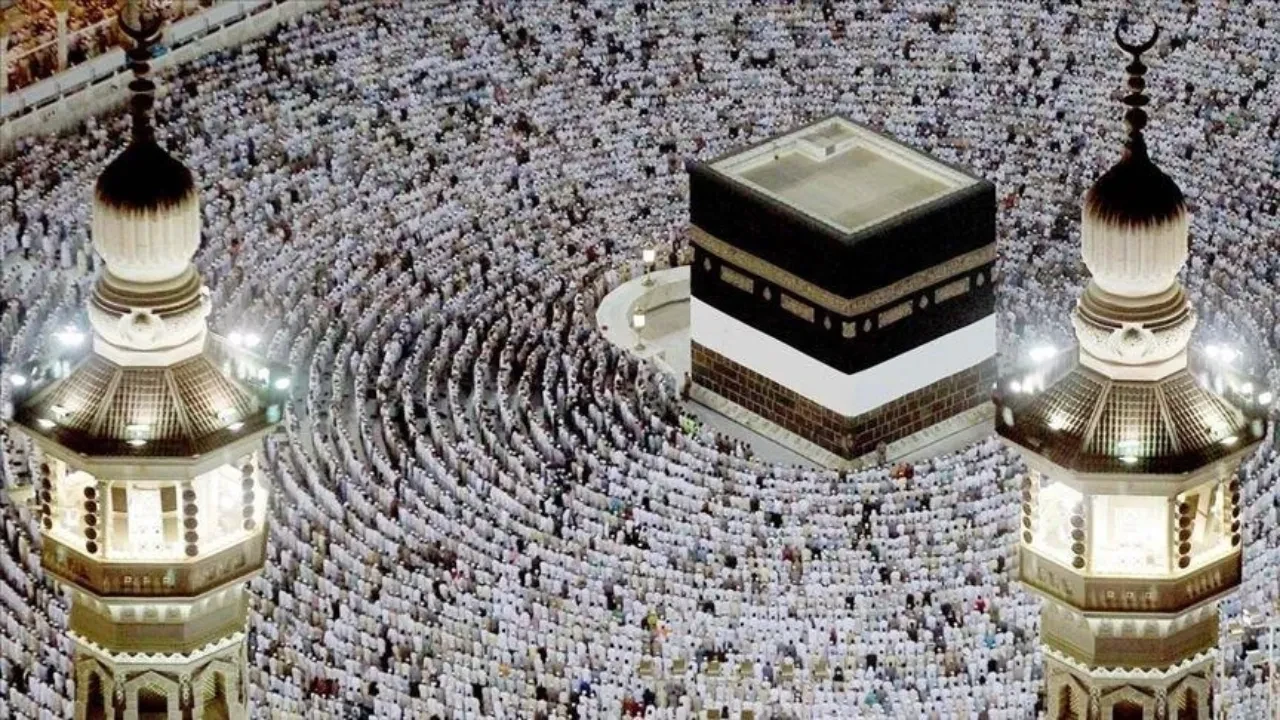 Suudi Arabistan 75 binden fazla kişiyi hacdan geri gönderdi