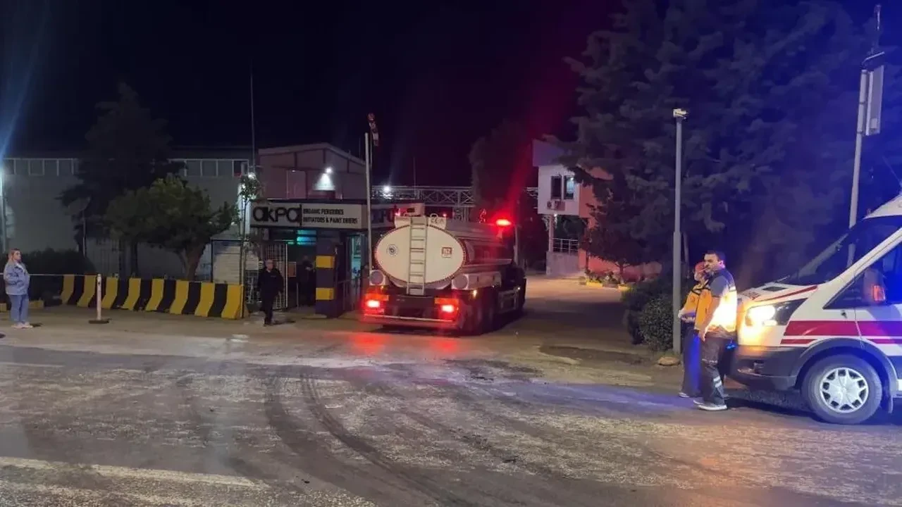 Tekirdağ Muratlı’da kimya fabrikasında meydana gelen yangın kontrol altına alındı