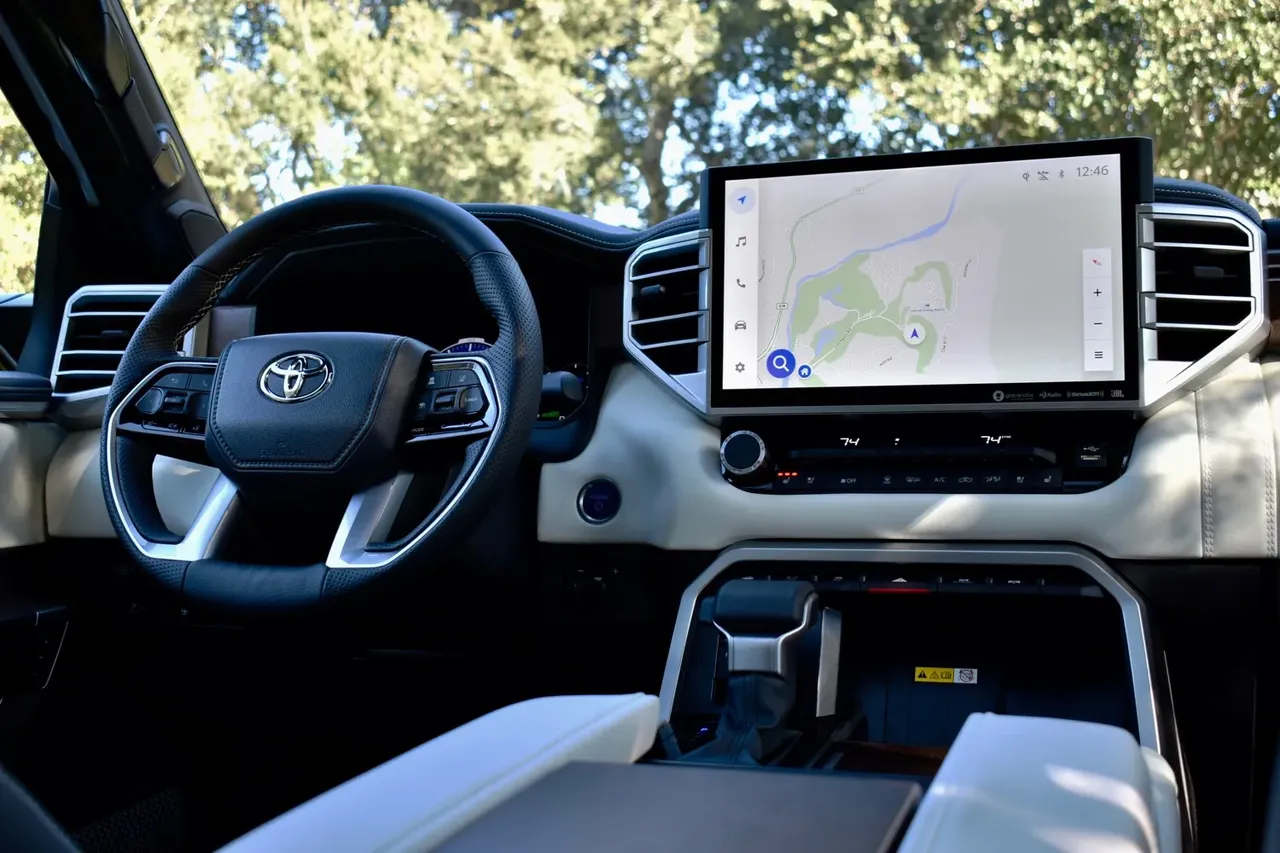 Toyota 450 bin aracı için duyuru yaptı! İşte geri çağırılan modeller