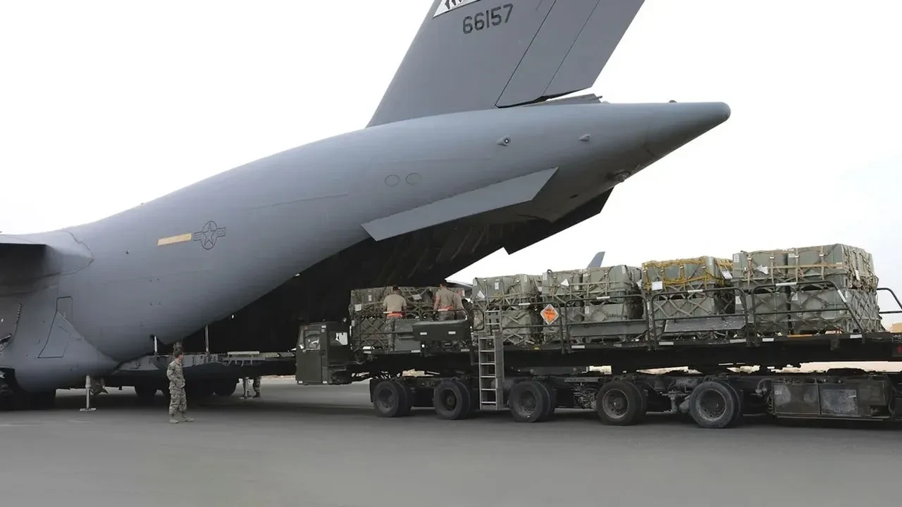 2 ülkeden İsrail'e askeri destek! 14 uçak dolusu yardım yolladılar