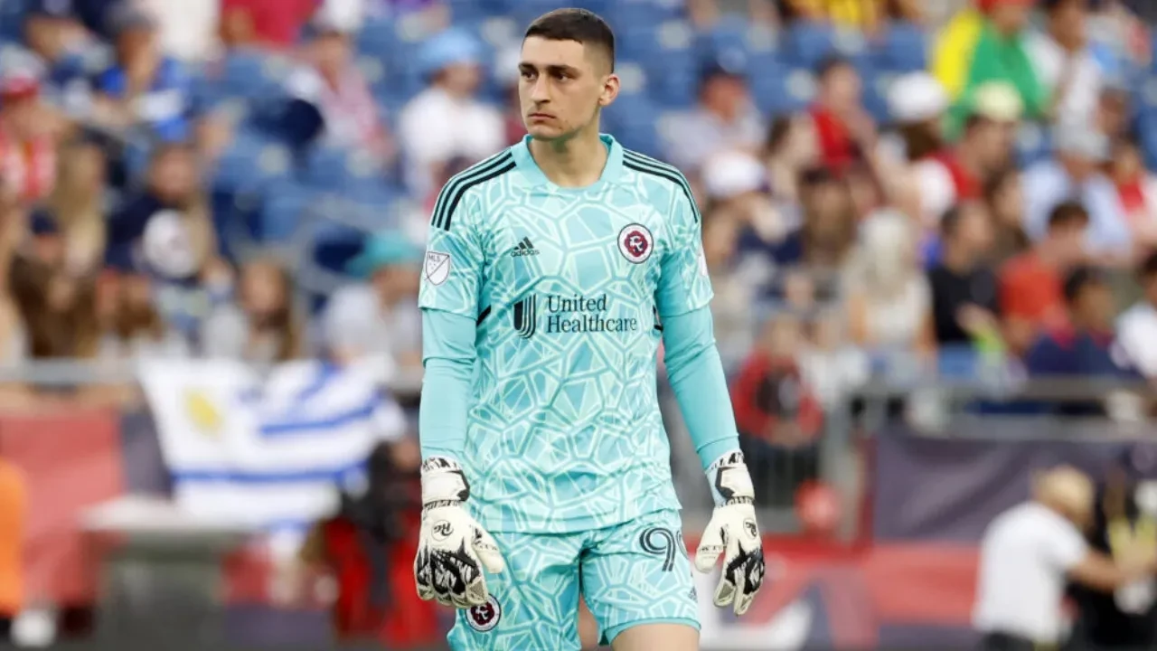 Djordje Petrovic Galatasaray'a gelecek mi? Galatasaray'ın kalecisi belli oluyor