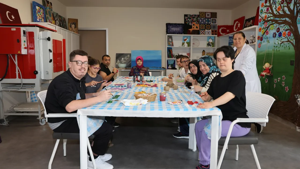 Engelsiz bir hayat için kapılar Gonca'ya açılıyor