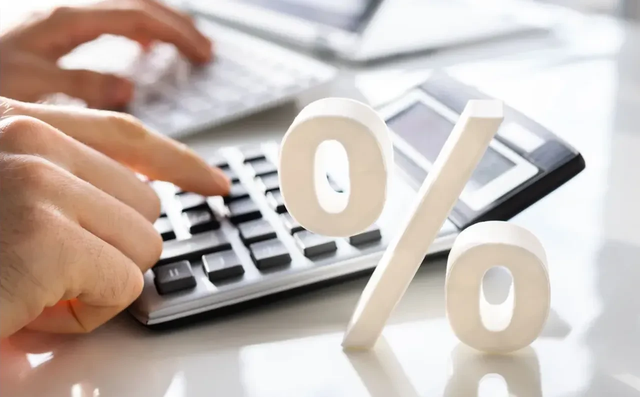 Faiz indirimi geliyor! Uzmanlar net tarih verdi