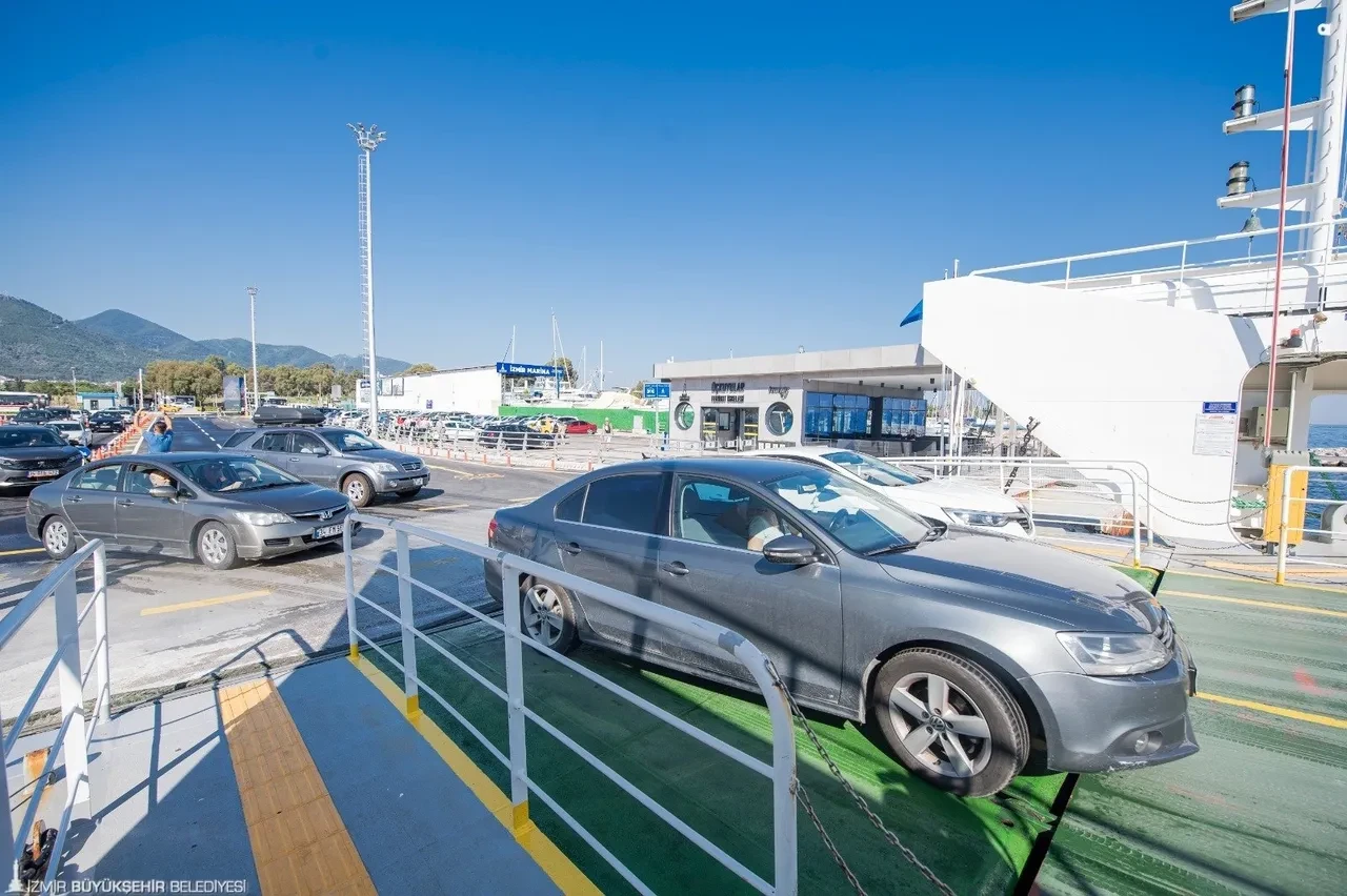 Feribot ücretlerine zam! Yeni tarife yürürlükte: İşte güncel feribot ücretleri