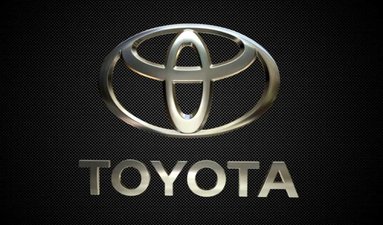 Toyota'dan devrim gibi karar! İki modeli üretimden kalkıyor