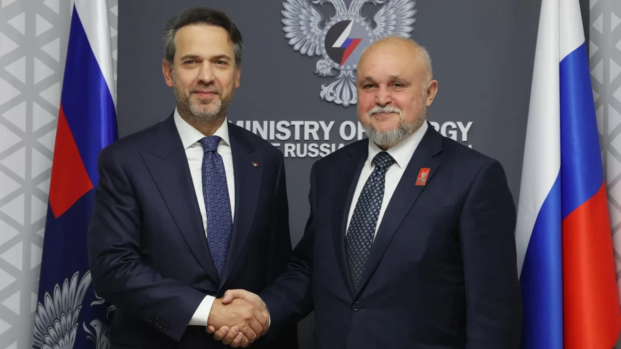 Türkiye-Rusya enerji iş birliği masada: Bakan Bayraktar, Rus mevkidaşı ile görüştü!