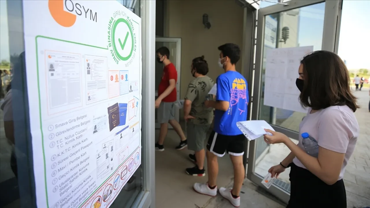 YKS’de sakız yasak mı?