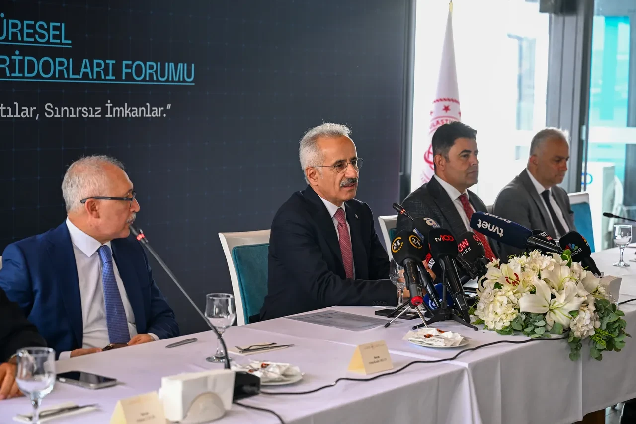 Bakan Uraloğlu müjdeyi verdi! 144 bin kişiye istihdam sağlayacak projenin detaylarını anlattı