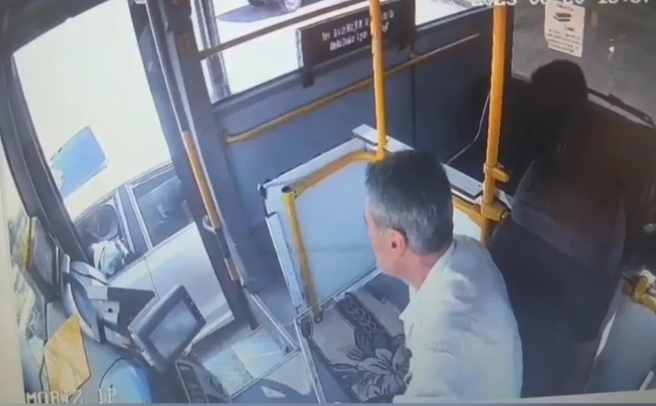 Gaziantep'te otobüs şoförüne direksiyon başında 5 el ateş etti!