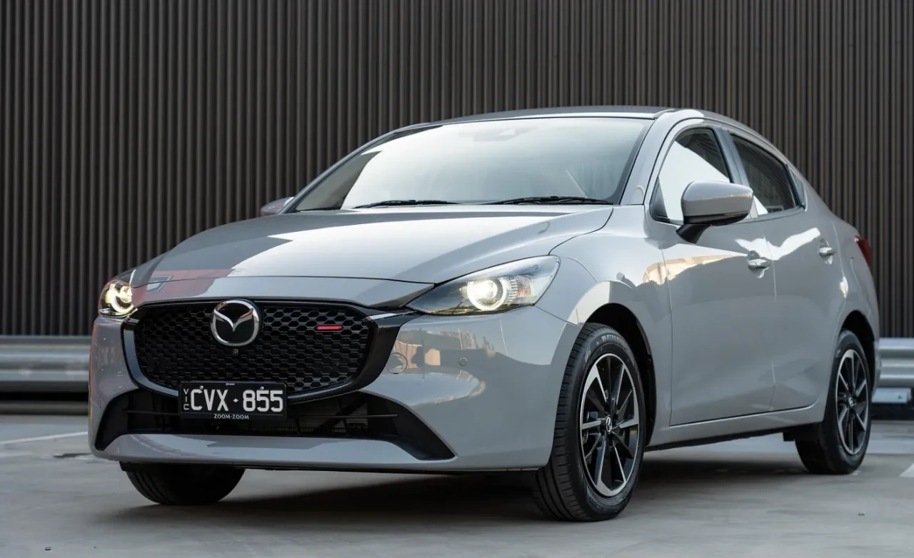 En az yakıt tüketen, en çok tasarruf sağlayan hibrit otomobiller seçildi! 13 araba listede