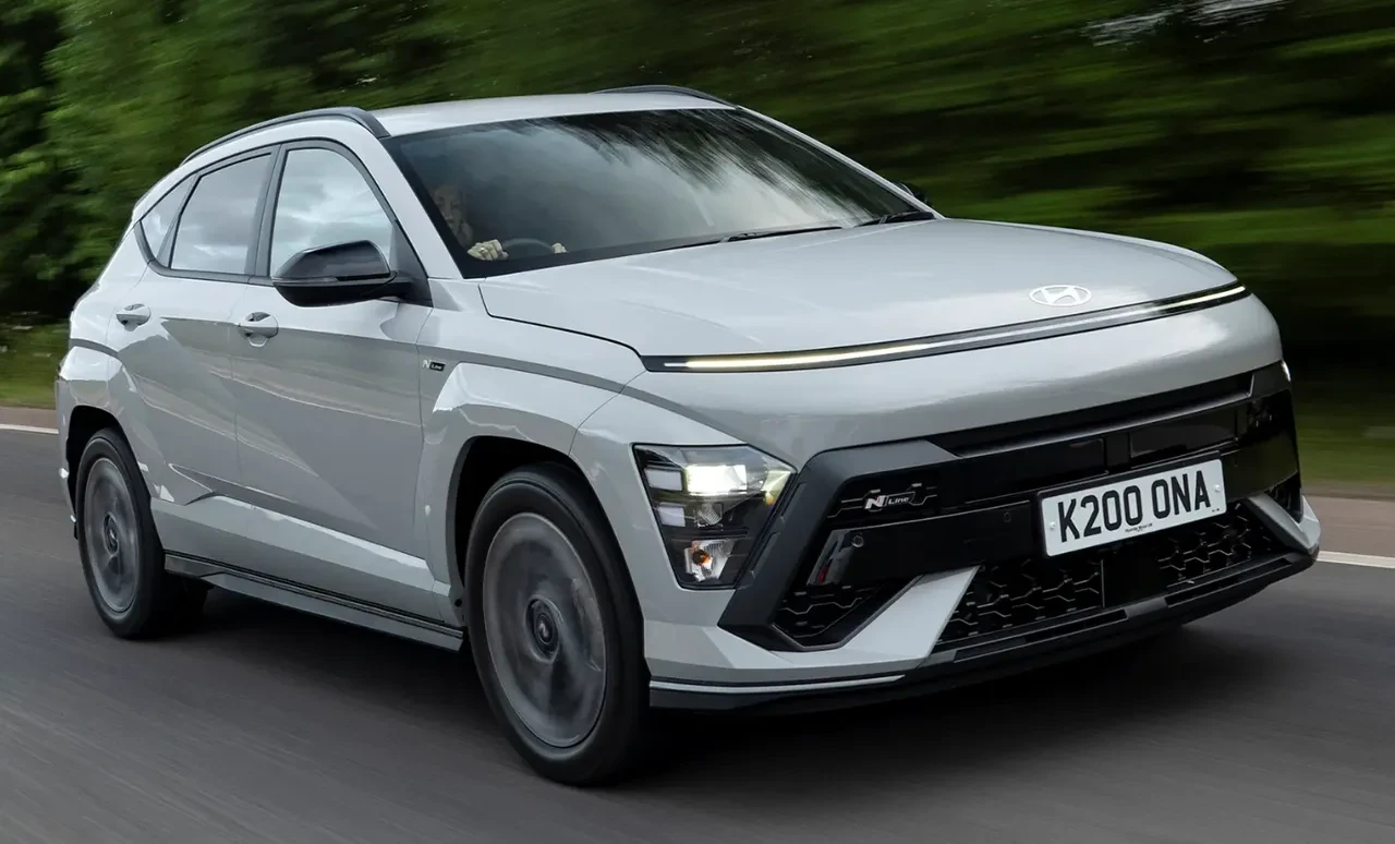 En az yakıt tüketen, en çok tasarruf sağlayan hibrit otomobiller seçildi! 13 araba listede