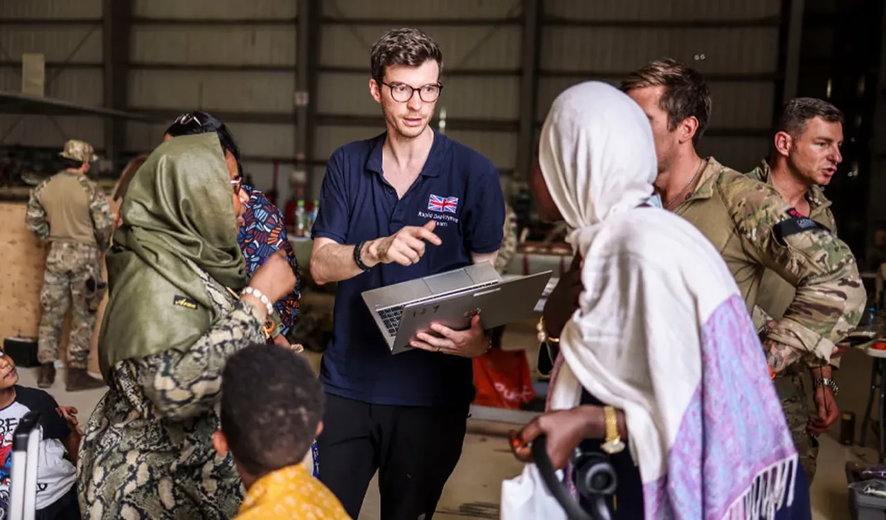 İngiltere'den Orta Doğu mesaisi! Gelecek hafta tahliyeye hazırlanıyor