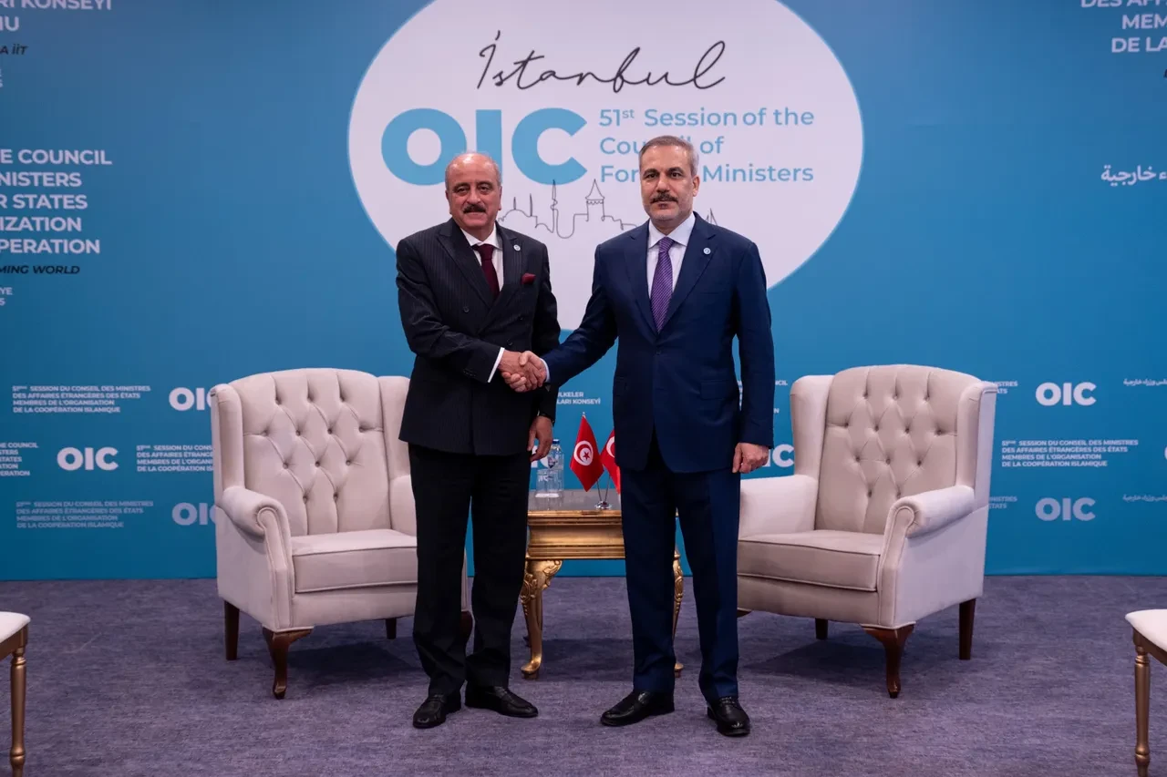 İstanbul'da İslam İşbirliği Teşkilatı zirvesi! Bakan Fidan'dan diplomasi trafiği