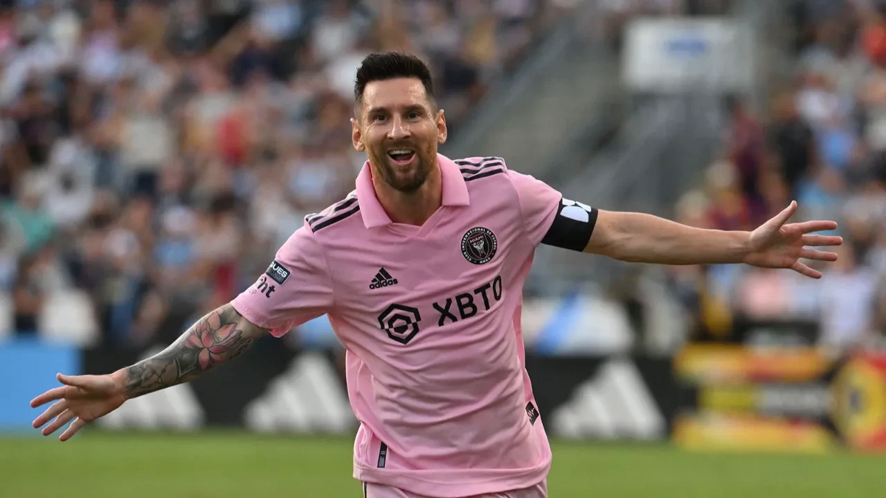 Lionel Messi için transfer sürprizi! 