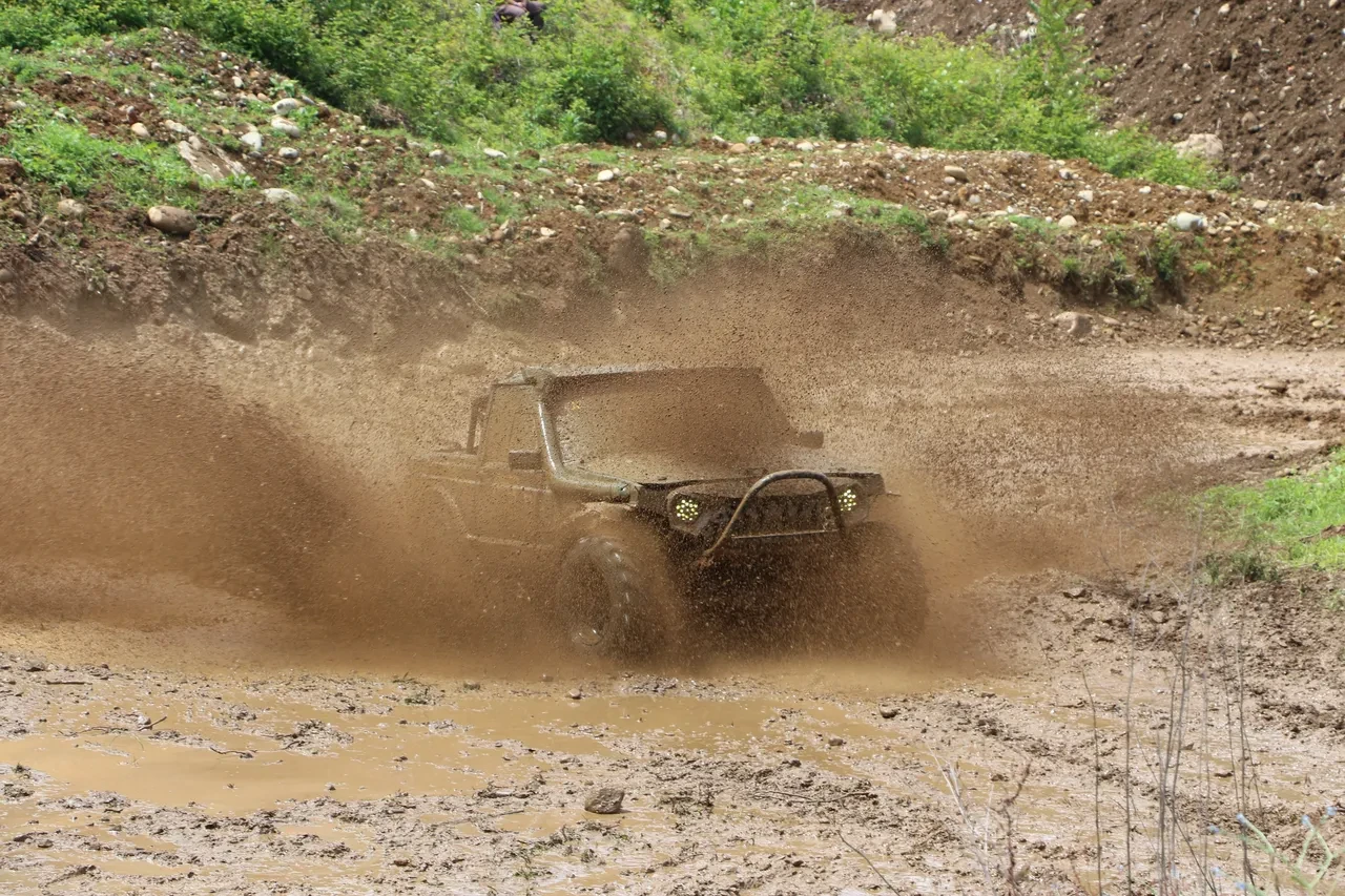 Off-Road yarışları nefesleri kesti