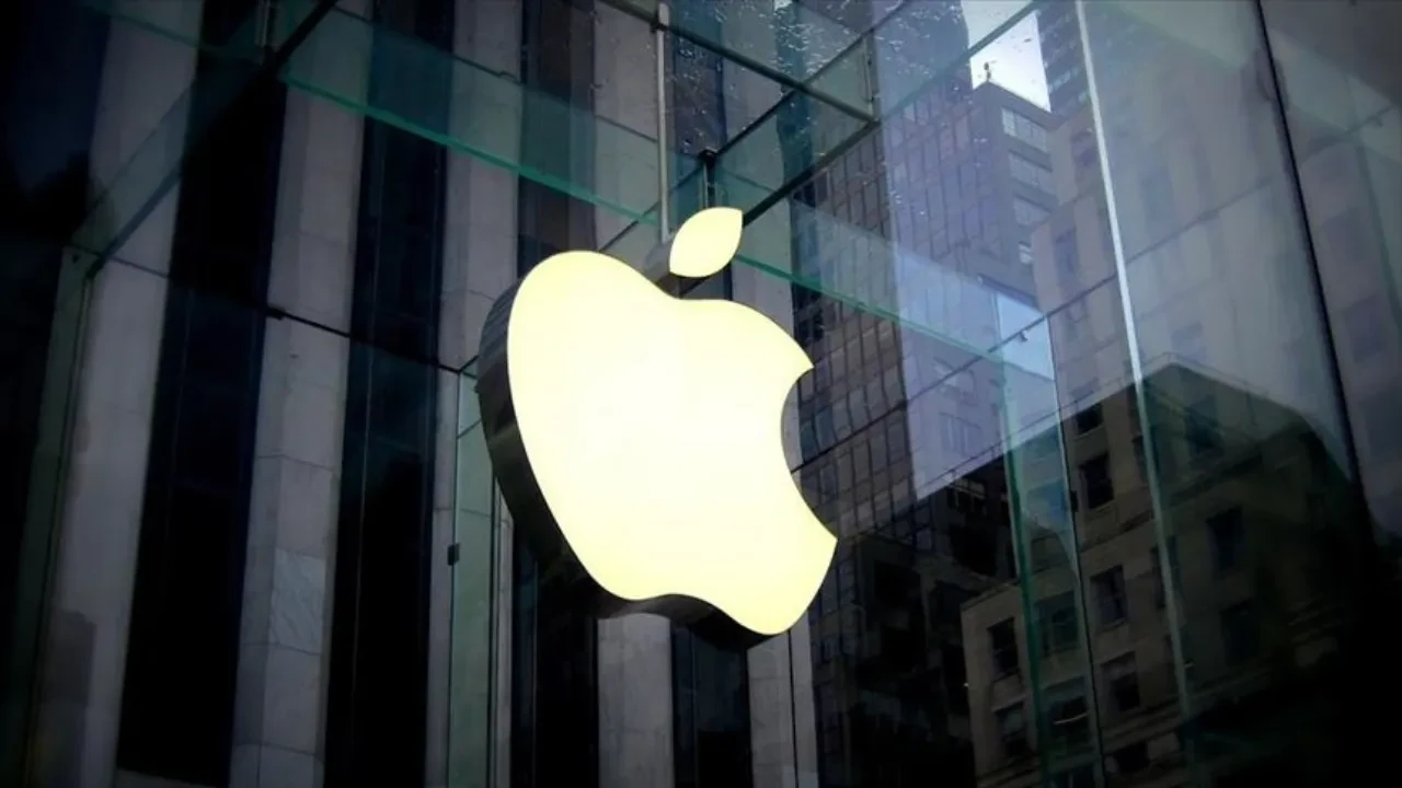 Apple’a yapay zekâ davası: Hissedarlar harekete geçti