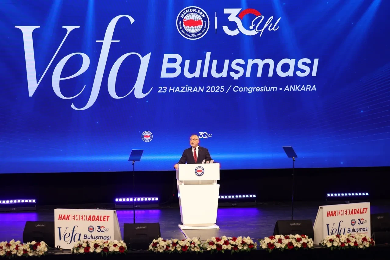 Bakan Işıkhan: Türkiye yüzyılı sendikaların katkısıyla inşa edilecek