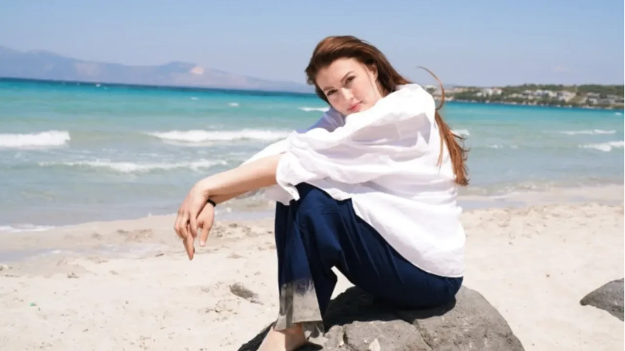 Burcu Özberk'i küplere bindiren yorum! 