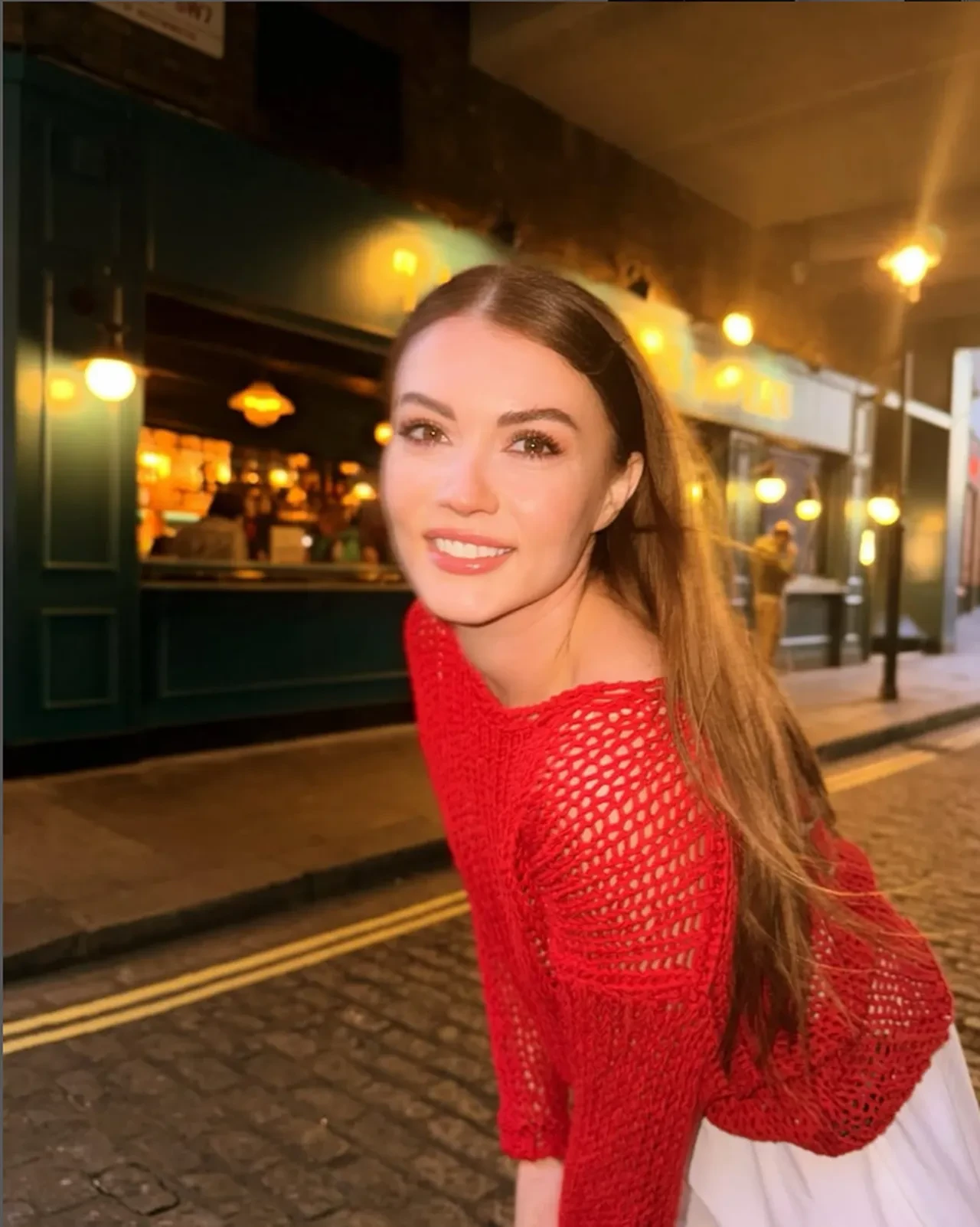 Burcu Özberk'i küplere bindiren yorum!