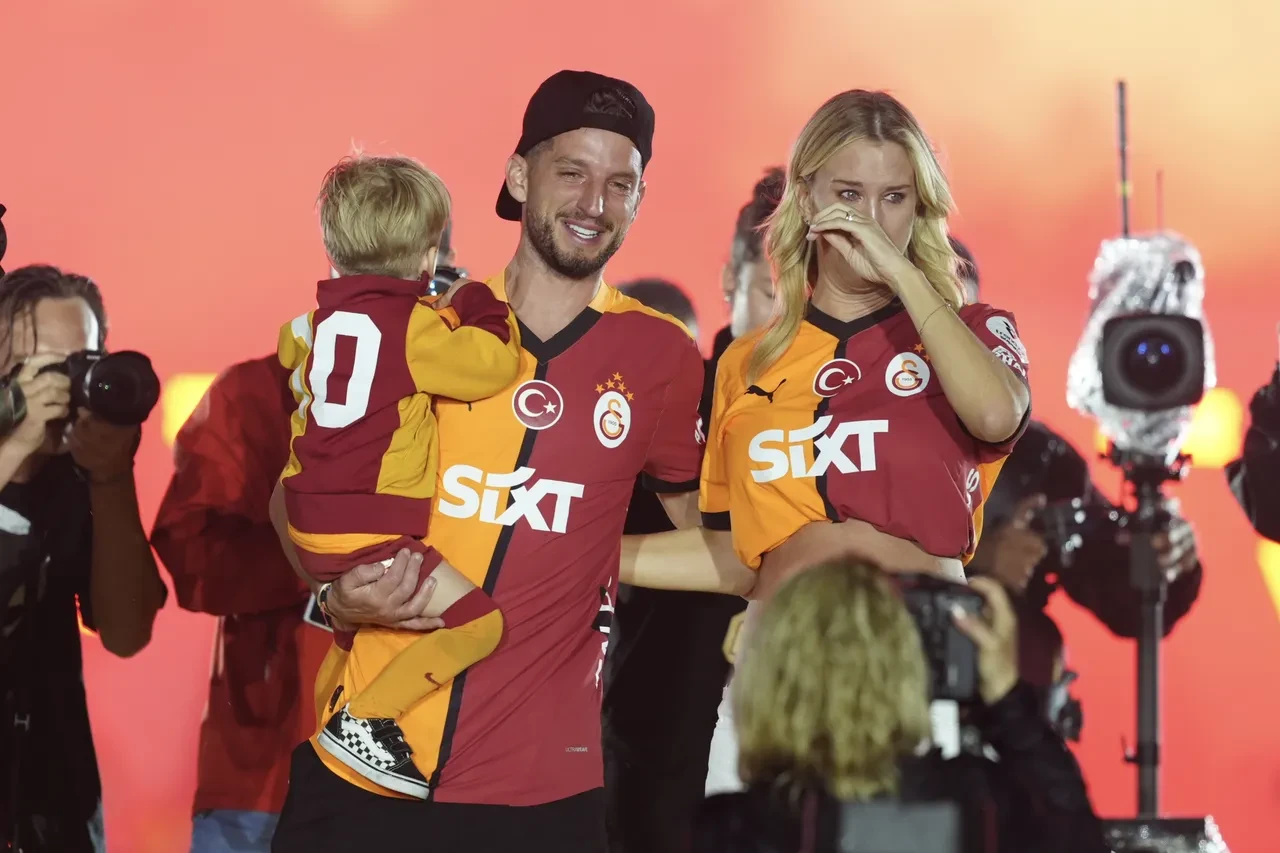 Dries Mertens noktayı koydu!